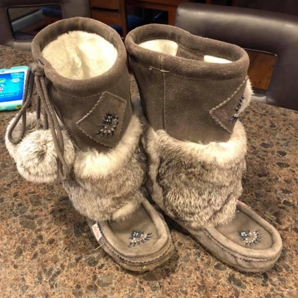 Women’s SoftMoc Mukluks - Picture 5 of 11